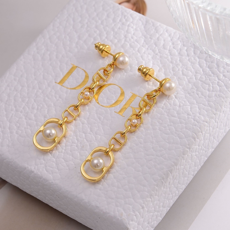 chr1st1an D10r earrings